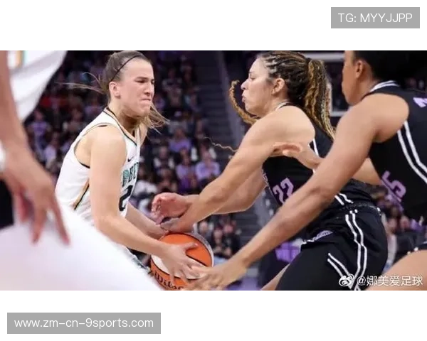 WNBA第一中锋怒砍30+18,震撼全场的惊艳表现